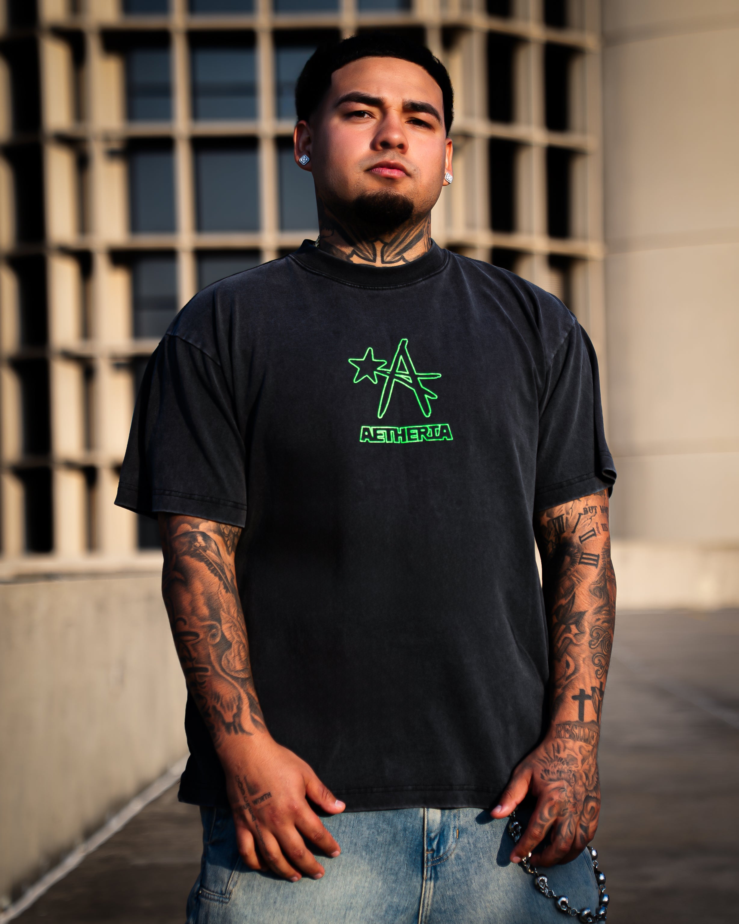 Keep A Small Circle Tee - Vintage Black